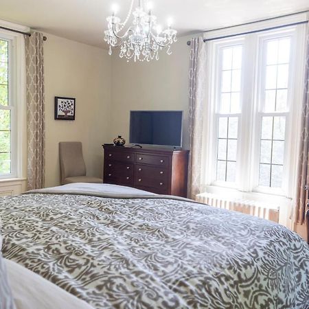 Anneken 1000 Islands B&B Luxury Suites & Spa Brockville Exterior foto